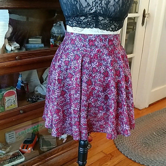 dELiA*s Dresses & Skirts - 🎀 Delias mini circle skirt fuschia/red/navy sz M